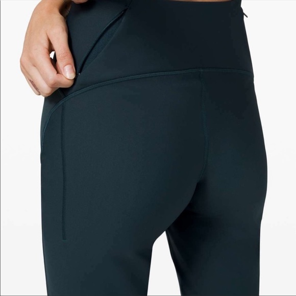 Lululemon Chase the Chill Running Pant 28” | Size 2 - Picture 8 of 8
